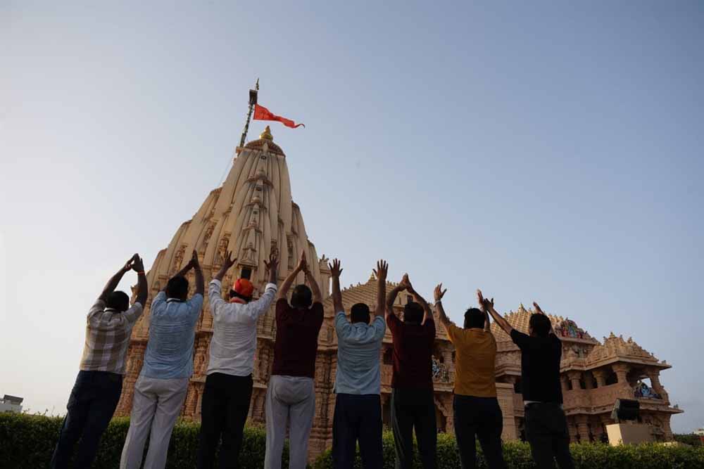 राजस्थान के वरिष्ठ नागरिकों की विशेष सोमनाथ यात्रा सफल, ज्योतिर्लिंग के दिव्य दर्शन से भाव-विभोर श्