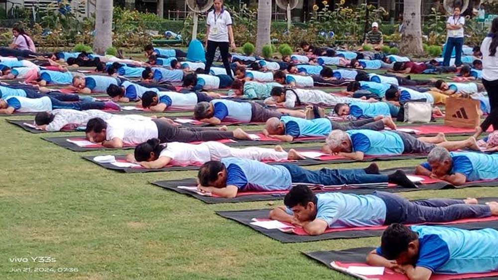 अंतरराष्ट्रीय योग दिवस: AIIMS दिल्ली में सुबह 5:30 बजे विशेष सत्र