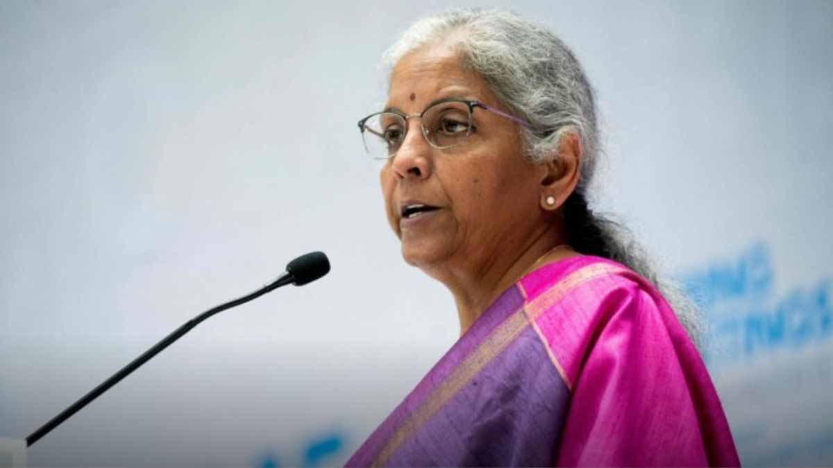 वित्त मंत्री बोलीं—भारत सबसे तेजी से बढ़ती अर्थव्यवस्था, विपक्ष संकट का माहौल बनाता है