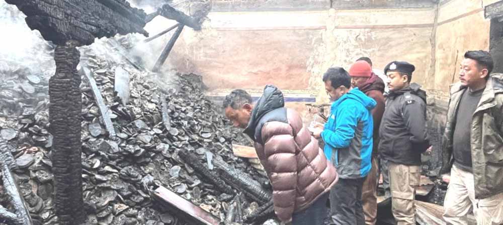 लाचेन में आग से तबाह हुआ प्रसिद्ध बौद्ध मठ, पवित्र अवशेष और ग्रंथ नष्ट