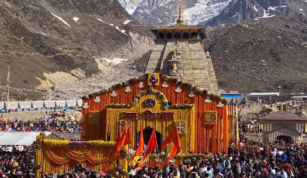खराब मौसम भी नहीं रोक पाया श्रद्धालुओं का उत्साह, केदारनाथ धाम पहुंचे 12 लाख से ज्यादा भक्त