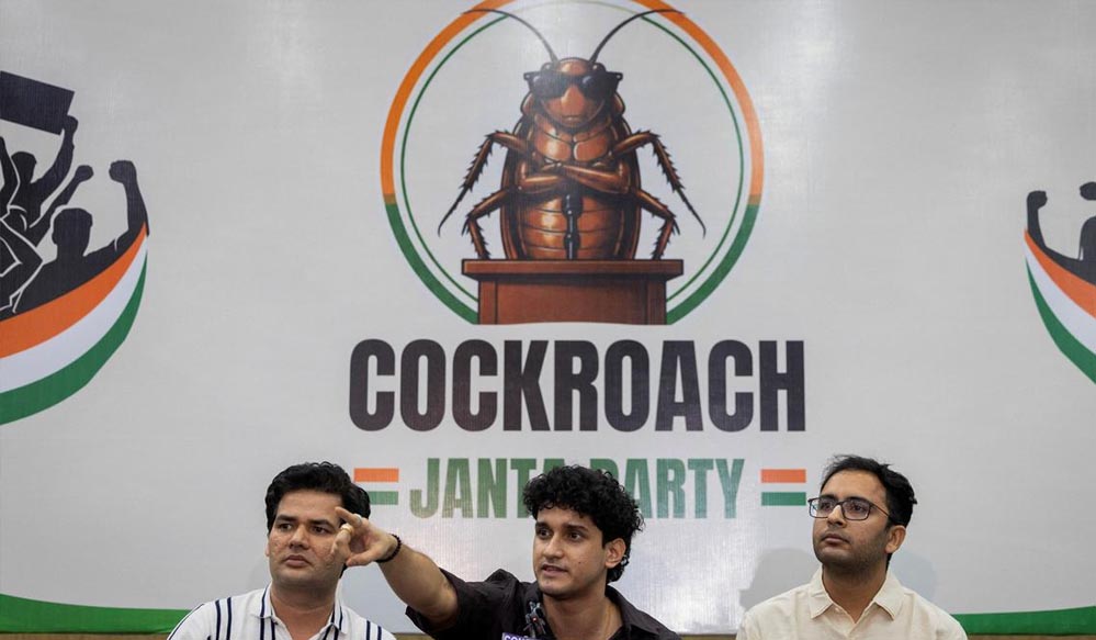 अमृतसर में जुटेंगे कॉकरोच जनता पार्टी के समर्थक, फाउंडर दीपके करेंगे केंद्र सरकार के खिलाफ प्रदर्शन