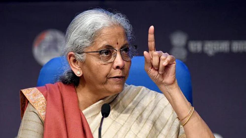 दुनिया में आर्थिक चुनौतियां, लेकिन भारत की घरेलू मांग बनी मजबूती की बड़ी वजह: सीतारमण