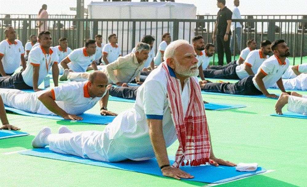 रेड रोड बंदी पर बढ़ा विवाद! योग दिवस की तैयारियों के बीच हाईकोर्ट पहुंचा मामला