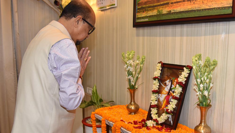 राज्यपाल ने रानी लक्ष्मी बाई के बलिदान दिवस पर उन्हें नमन किया