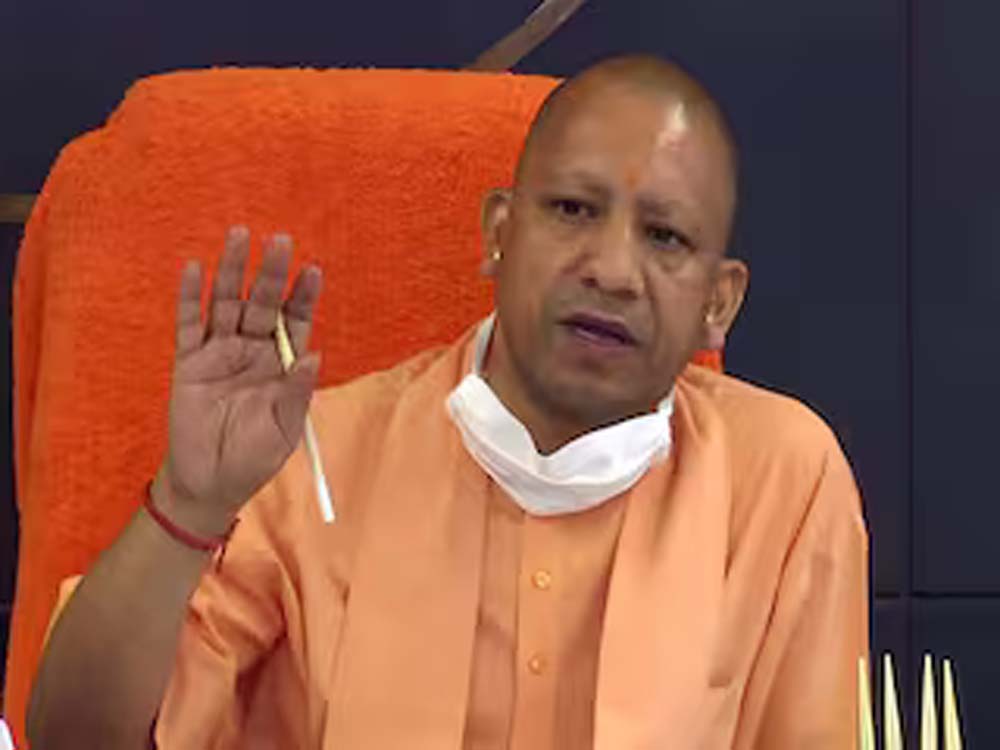 यूपी में दो बेटियों वाले परिवारों को राहत, सरकार भरेगी दूसरी बेटी की ट्यूशन फीस