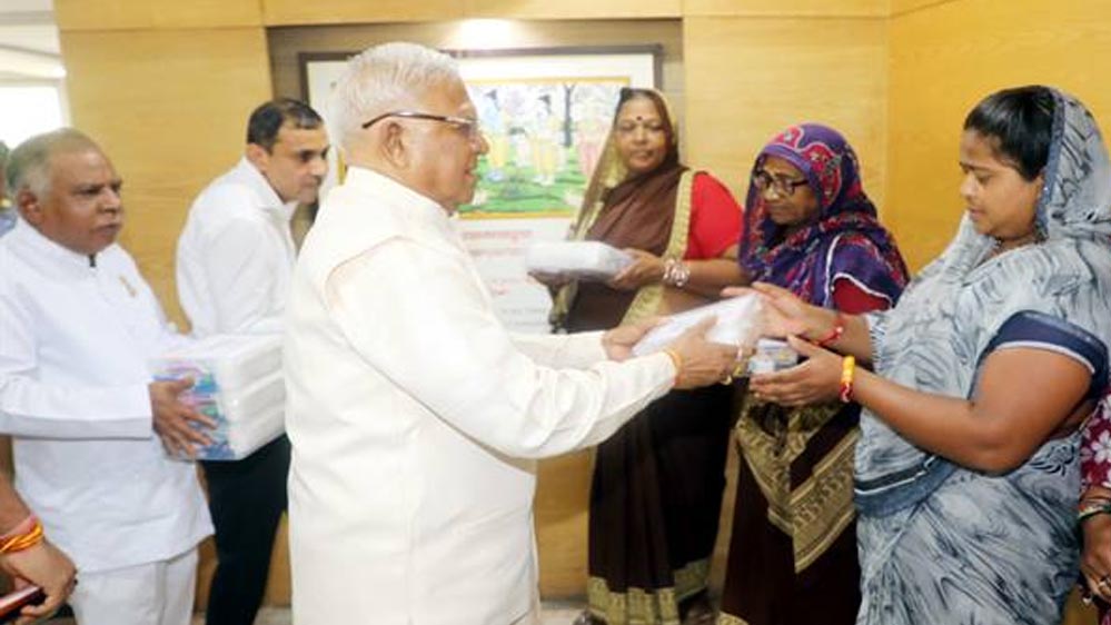 महिलाओं को स्वास्थ्य के प्रति जागरूक रहने की जरूरत : राज्यपाल पटेल