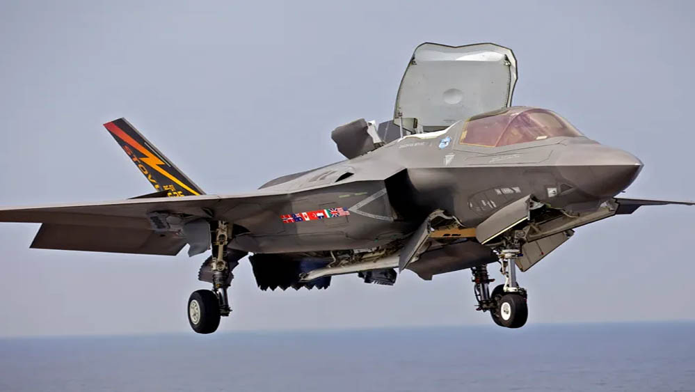 'बिना आंख' वाला F-35! पेंटागन ने रडार के बिना सौंपे 6 स्टील्थ फाइटर जेट, जानें पूरी कहानी