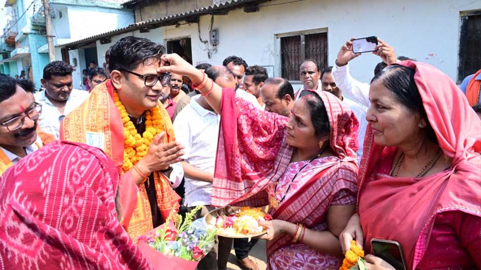 वित्त मंत्री ओपी चौधरी ने जन्मदिवस पर किया सुंदरकांड पाठ, प्रदेशवासियों की सुख-समृद्धि की कामना