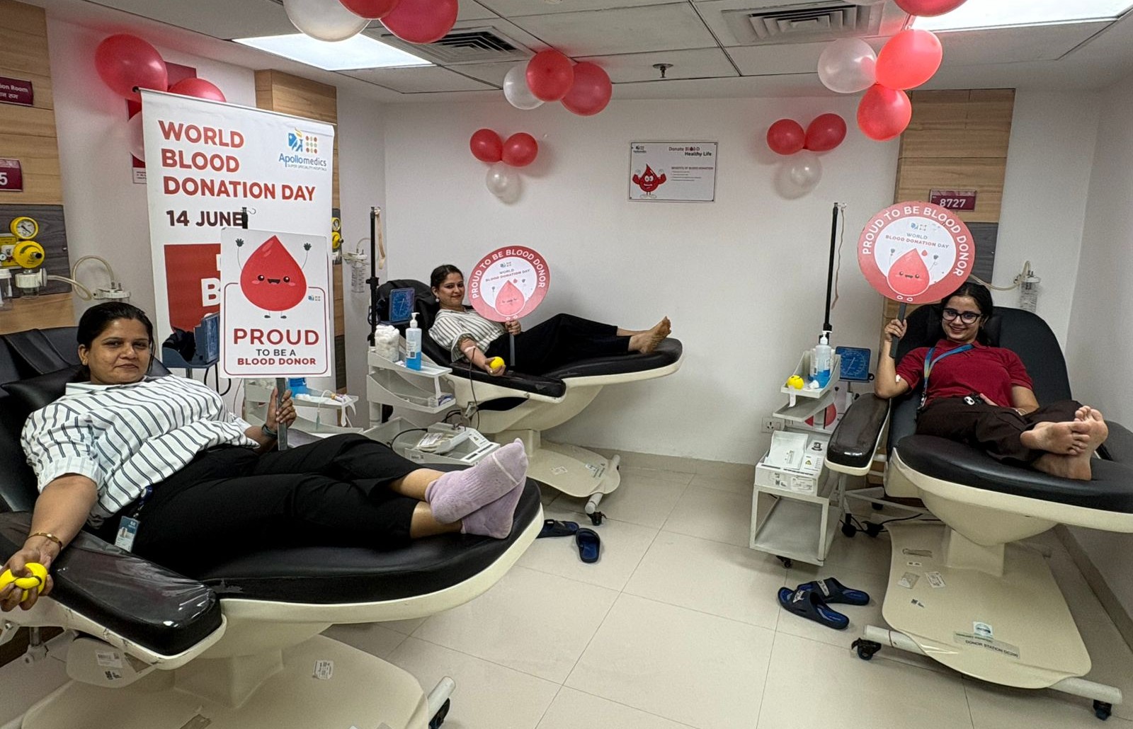 Blood Donation Camp Organized at Apollomedics Hospital on World Blood Donor Day