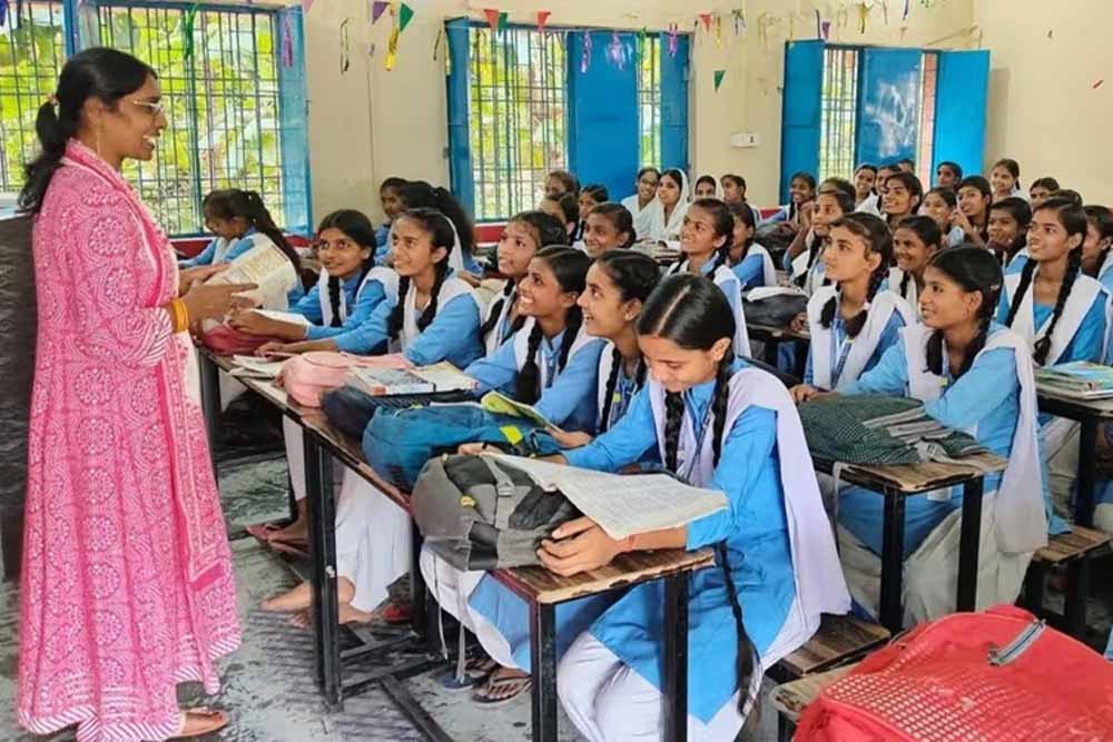 फीस से लेकर शिक्षकों तक का ब्योरा ऑनलाइन करना होगा, पटना में स्कूलों पर सख्ती