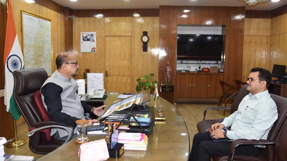 अवैध रेत उत्खनन पर राज्यपाल रमेन डेका सख्त, बोले- नदियों के अस्तित्व से खिलवाड़ बर्दाश्त नहीं