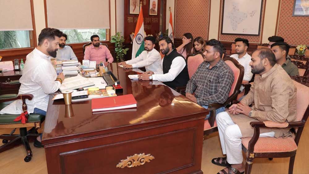 दिल्ली में चिराग पासवान से मिली MP लोजपा टीम, संगठन विस्तार और मजबूती पर हुई चर्चा
