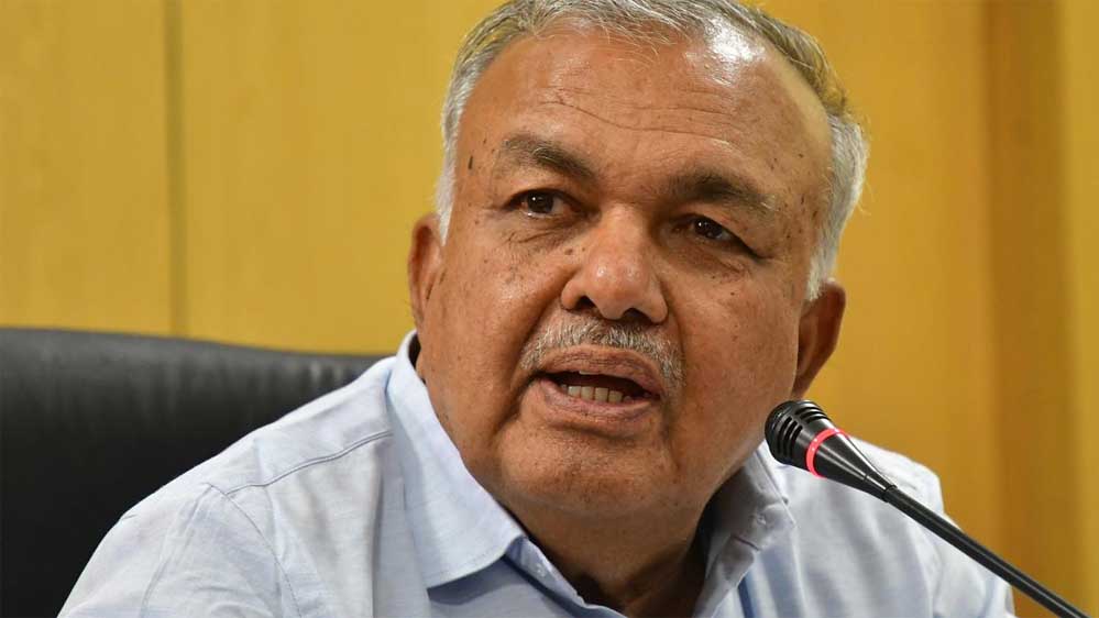 मंत्रिमंडल गठन के साथ ही संकट! विभाग आवंटन से नाराज रेड्डी ने छोड़ा पद