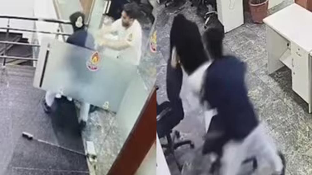 बीच ऑफिस में युवती पर हमला, मोहाली की घटना ने दहलाया; CCTV फुटेज आया सामने