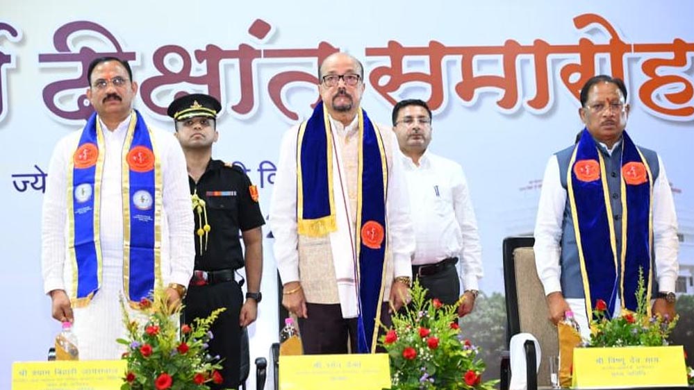 समाज और मानवता के प्रति नए दायित्वों के निर्वहन का संकल्प लेने का अवसर है दीक्षांत समारोह : मुख्यमं