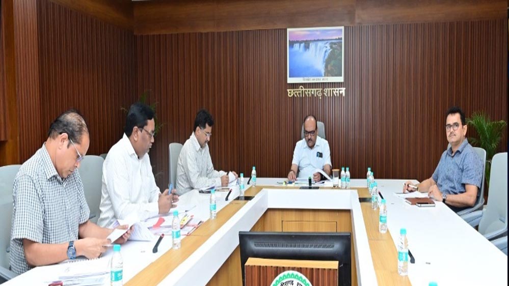 एनएमडीसी की परिक्षेत्र विकास निधि बैठक संपन्न, विकास कार्यों की प्रगति पर हुई समीक्षा