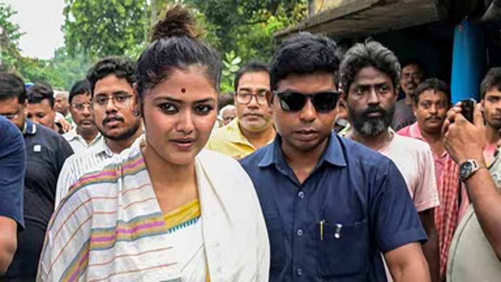ममता बनर्जी ने संगठन में किया बदलाव, महिला मोर्चे की जिम्मेदारी बदली