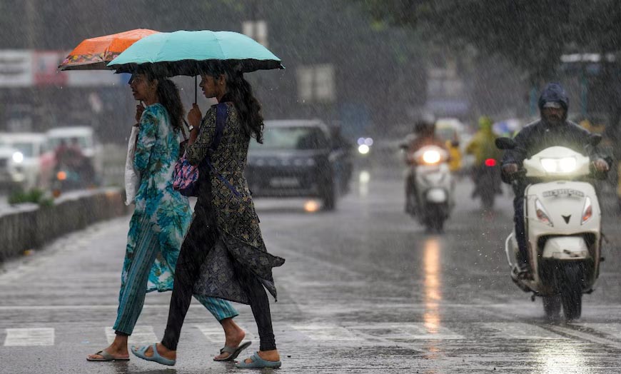 मानसून की आहट के बीच पंजाब में मौसम विभाग की चेतावनी, कई जिलों में बारिश और बिजली गिरने का खतरा