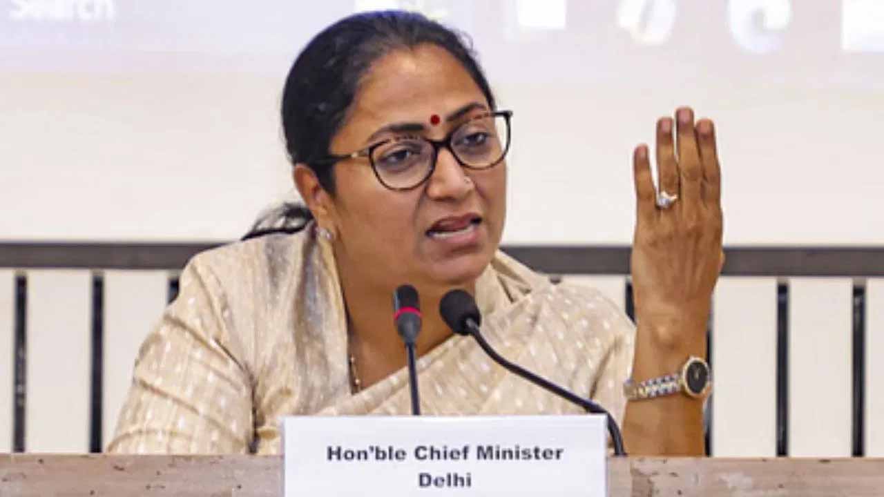 97 परीक्षा केंद्रों पर विशेष इंतजाम, अभिभावकों को मिलेगा पेयजल, शिकंजी और आरामदायक प्रतीक्षा सुविधा