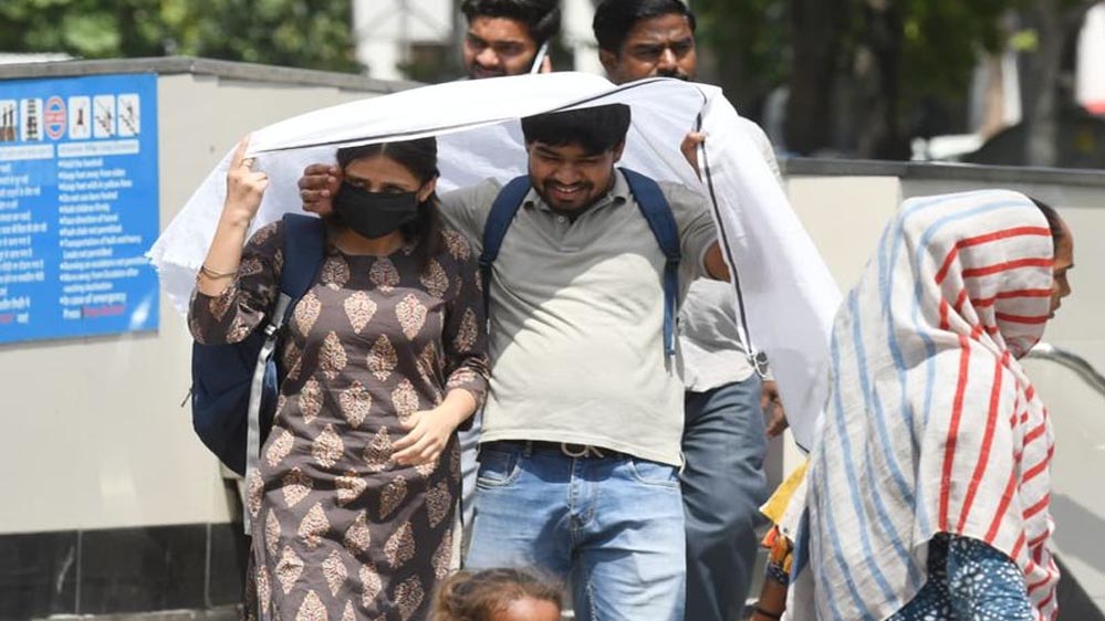 पंजाबियों के लिए अलर्ट: अगले 3 दिन हीट वेव का खतरा, दोपहर में बाहर निकलना पड़ सकता है भारी