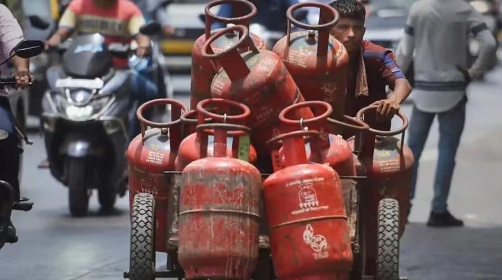 LPG उपभोक्ताओं के लिए बड़ा अपडेट! उज्ज्वला योजना में बदले नियम, करोड़ों लाभार्थियों की बढ़ी चिंता