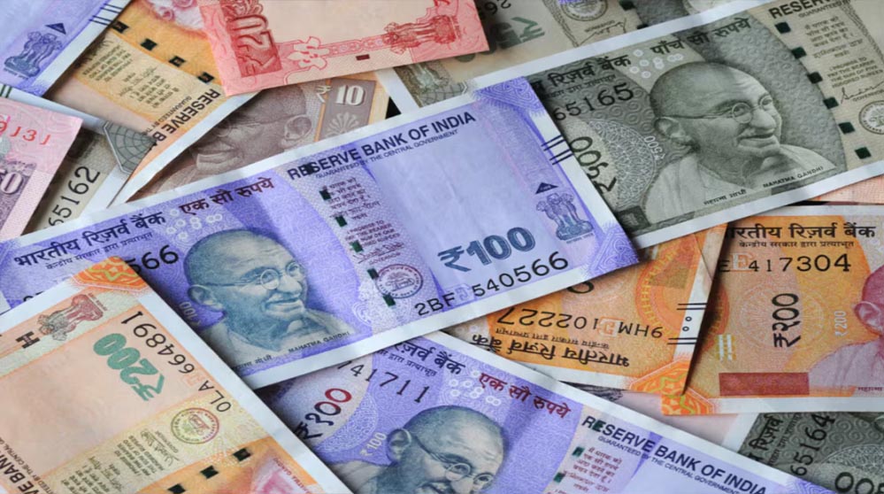कागज नहीं, प्लास्टिक करेंसी! RBI की चर्चा के बीच जानिए कितने टिकाऊ होते हैं ये नोट