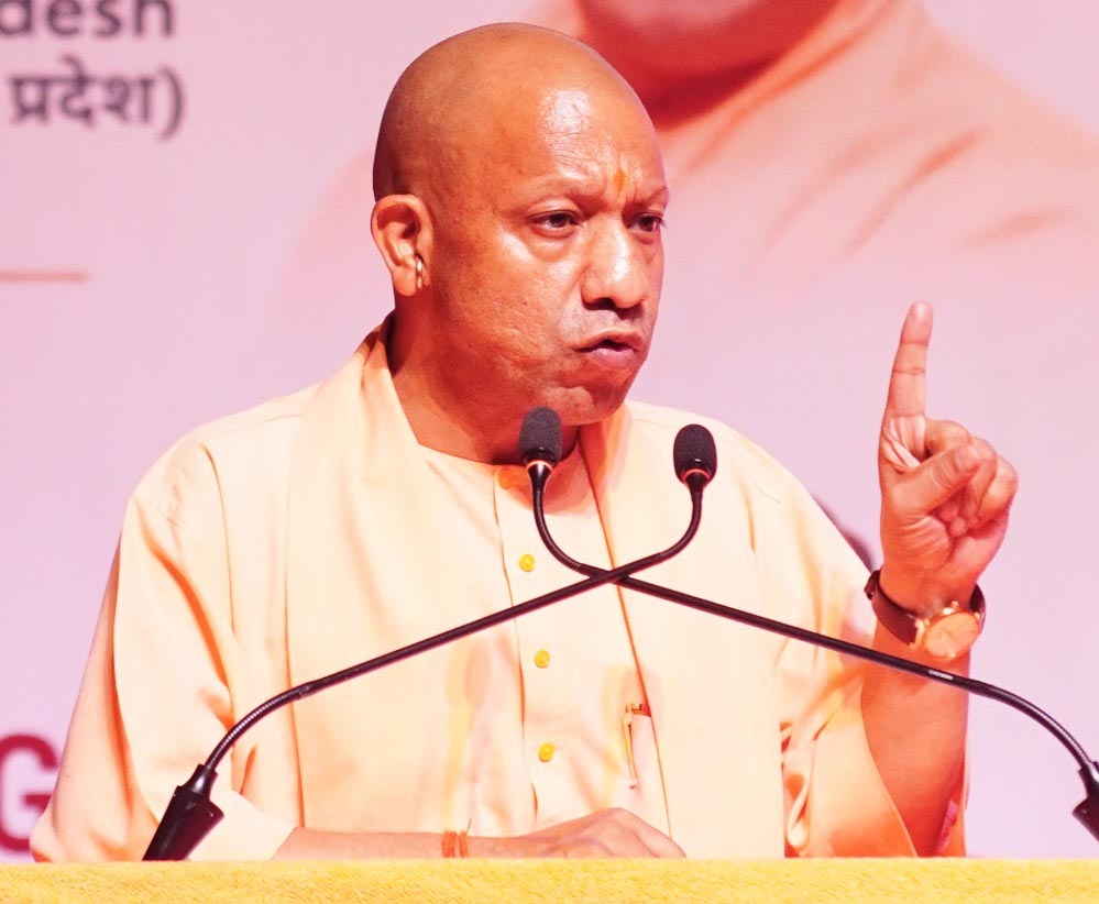 मुख्यमंत्री योगी आदित्यनाथ ने केंद्रीय राज्यमंत्री जितेंद्र सिंह संग लखनऊ में क्षेत्रीय मौसम विज्ञा