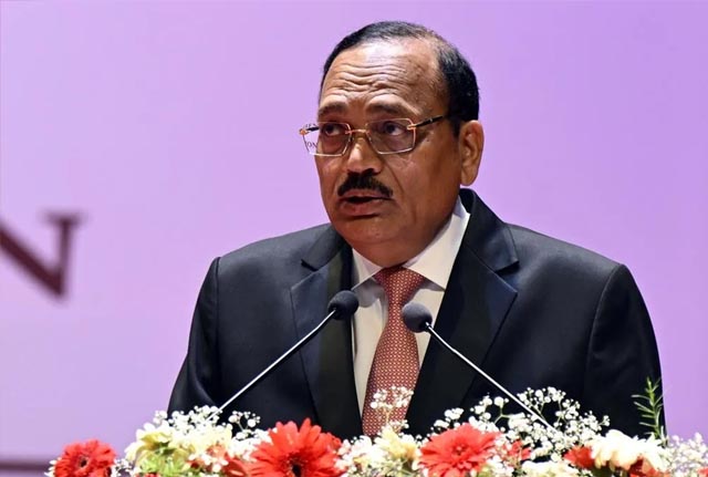 साइबर क्राइम पर सुप्रीम कोर्ट का कड़ा रुख, CJI सूर्यकांत बोले- समाज को नुकसान पहुंचाते हैं ऐसे अपरा
