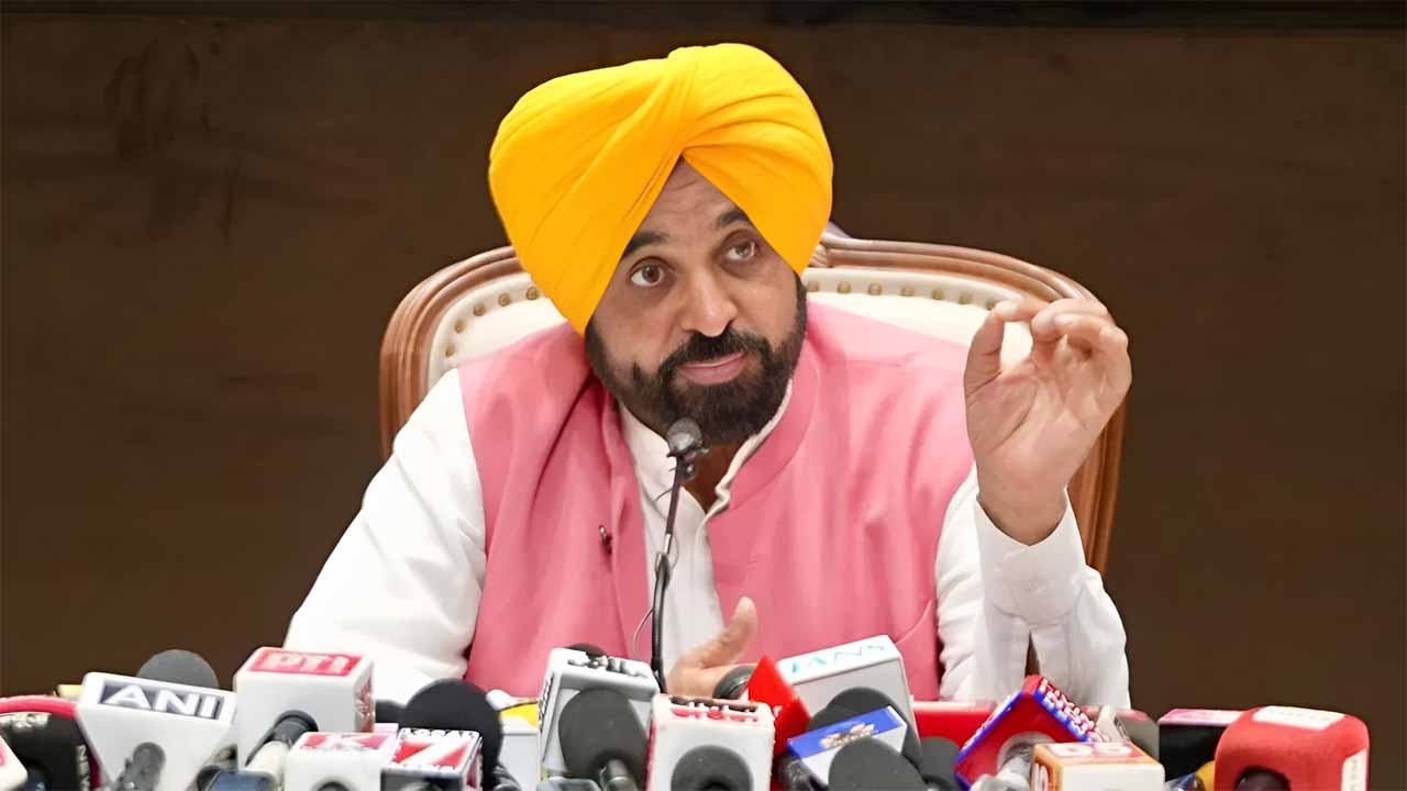 मान सरकार का ऐतिहासिक कदम: ठेका प्रथा पर रोक, अब सीधे कॉन्ट्रैक्ट पर मिलेंगी नौकरियां