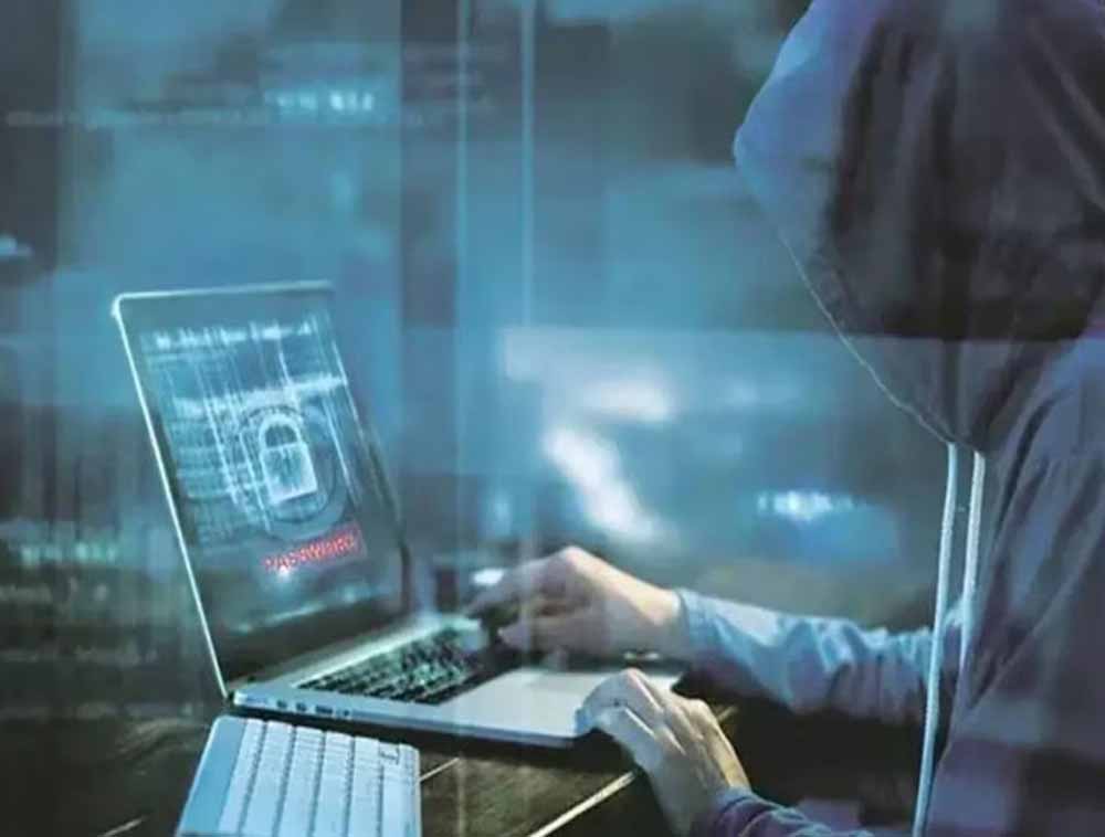 साइबर अपराध पर बड़ी कार्रवाई: म्यूल अकाउंट संचालित करने वाले 15 आरोपी दबोचे, संदिग्ध राशि ट्रांसफर 