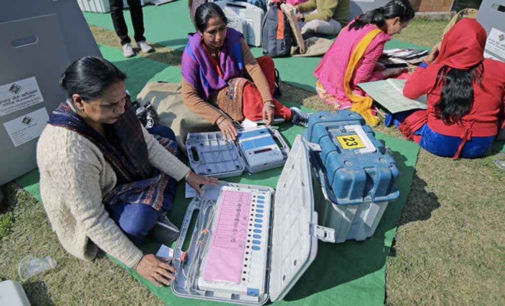 1 लाख मतदाताओं के फैसले पर टिकी नजर, आज आएंगे 227 पदों के चुनाव नतीजे