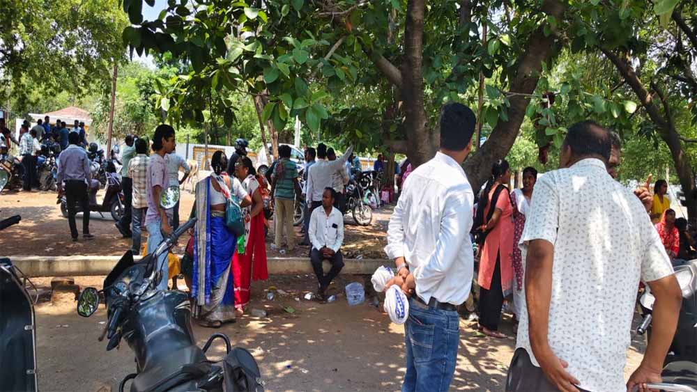 धर्मांतरण मामले में रायपुर में बवाल, दो पास्टर गिरफ्तार; थाने पहुंचा ईसाई समाज