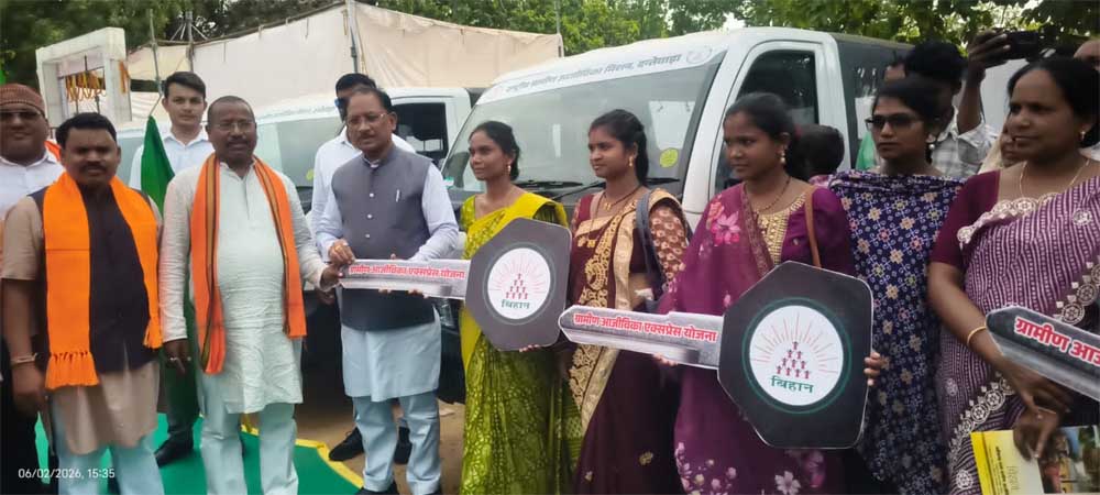 महिलाओं की आर्थिक आत्मनिर्भरता को मिलेगी नई उड़ान, ग्रामीण क्षेत्रों में परिवहन सुविधा होगी सुदृढ़'