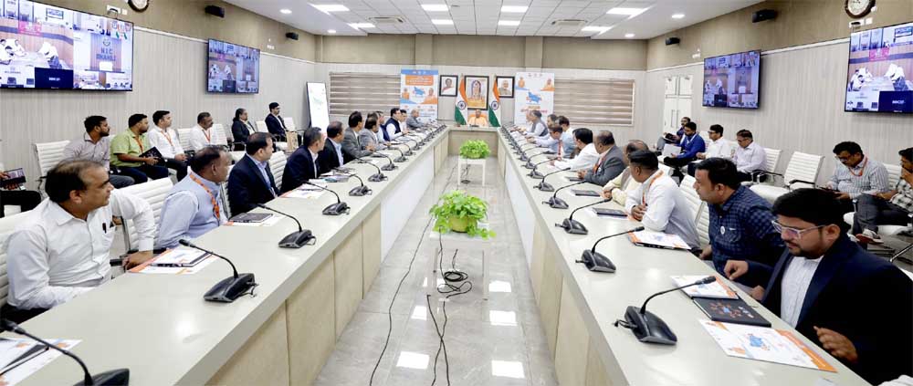 मुख्यमंत्री योगी आदित्यनाथ के मार्गदर्शन में युवाओं को गांव में ही स्वरोजगार, महिलाओं को मिलेगी प्र