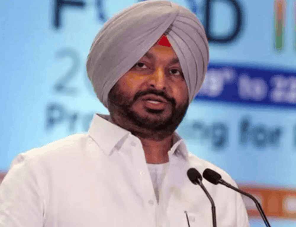 SC आयोग में रवनीत बिट्टू की पेशी, कहा- बयान पर खेद है, पहले ही मांग चुका हूं माफी