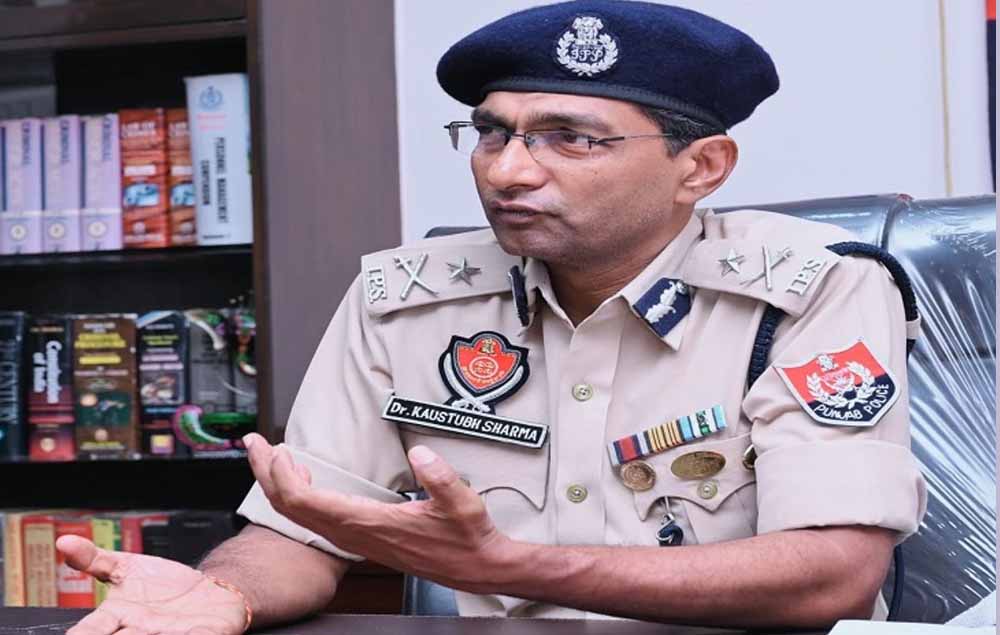 कानून व्यवस्था को लेकर ADGP कौस्तुभ शर्मा सख्त, पुलिस को दिए सतर्कता बढ़ाने के आदेश