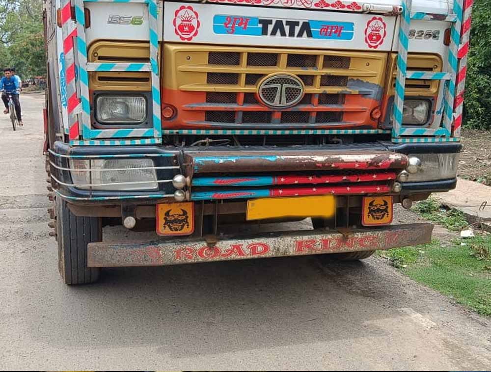 रेड लाइट तोड़ते ट्रक ने ली नाबालिग की जान, चंडीगढ़ में बड़ा सड़क हादसा