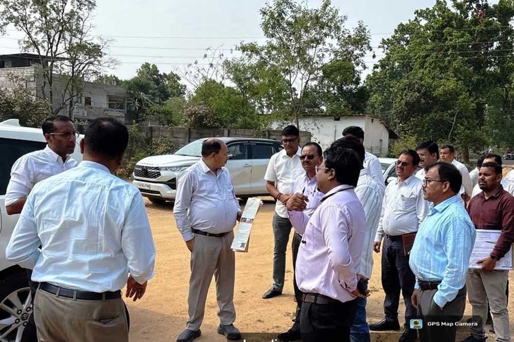कार्यस्थल पर जाकर बायपास, अंडरपास और पुल का काम भी देखा, अधिकारियों की बैठक लेकर निर्माण कार्यों की