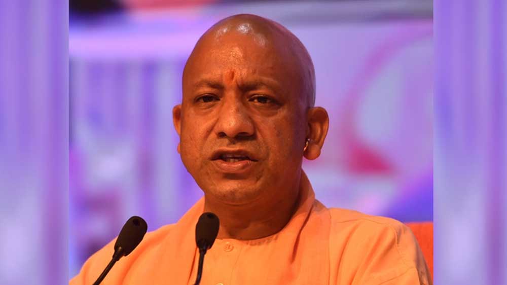 योगी सरकार की सख्ती से नकल माफिया और सोशल मीडिया पर भ्रामक प्रचार करने वालों पर कार्रवाई तेज