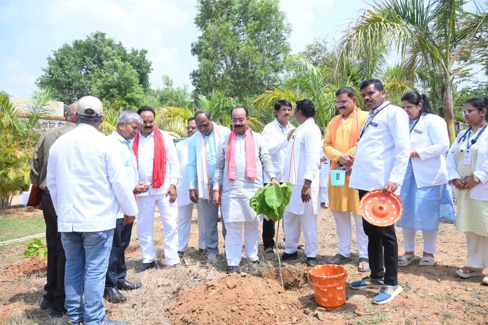कहा गुणवत्ता और समय-सीमा सरकार की सर्वोच्च प्राथमिकता, सभी कार्यों में गुणवत्ता सुनिश्चित कर समय पर