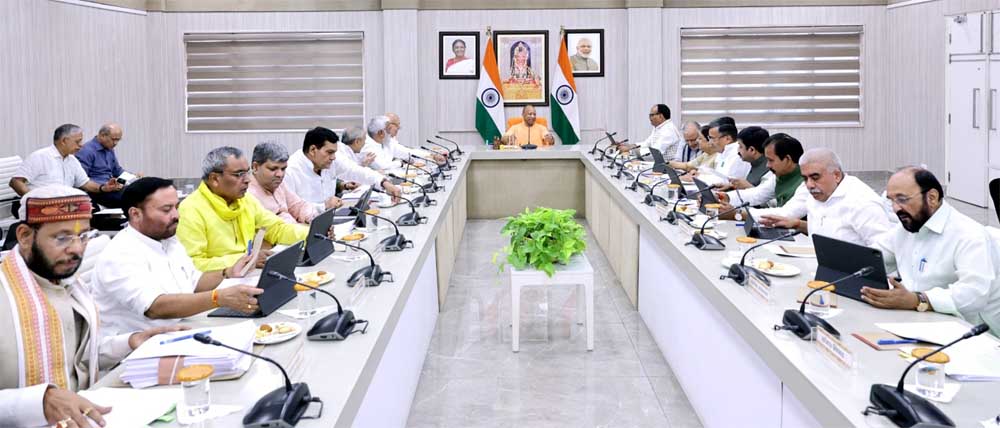 पीएम पोषण योजना, केजीबीवी और परिषदीय विद्यालयों से जुड़े कर्मियों को मिलेगा लाभ