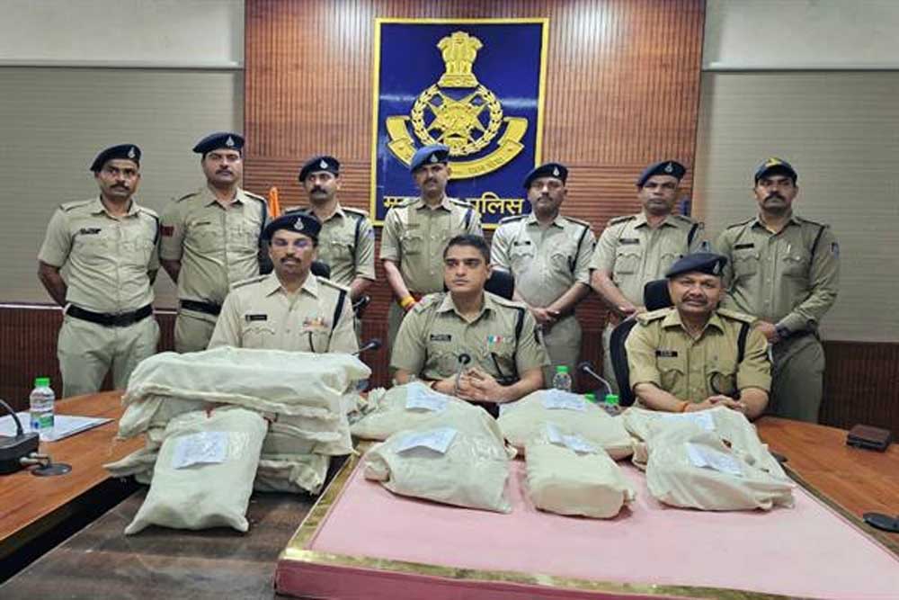 एमडी ड्रग निर्माण फैक्ट्री का भंडाफोड़