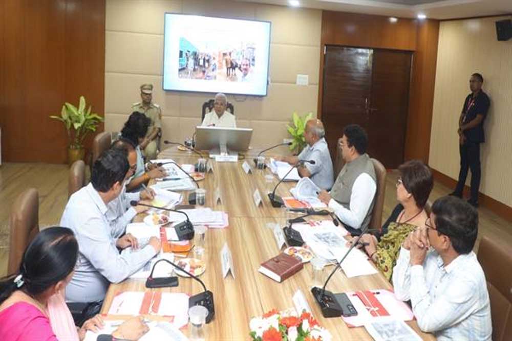 दुग्ध संग्रहण एवं विपणन की व्यवस्था को मजबूत करें