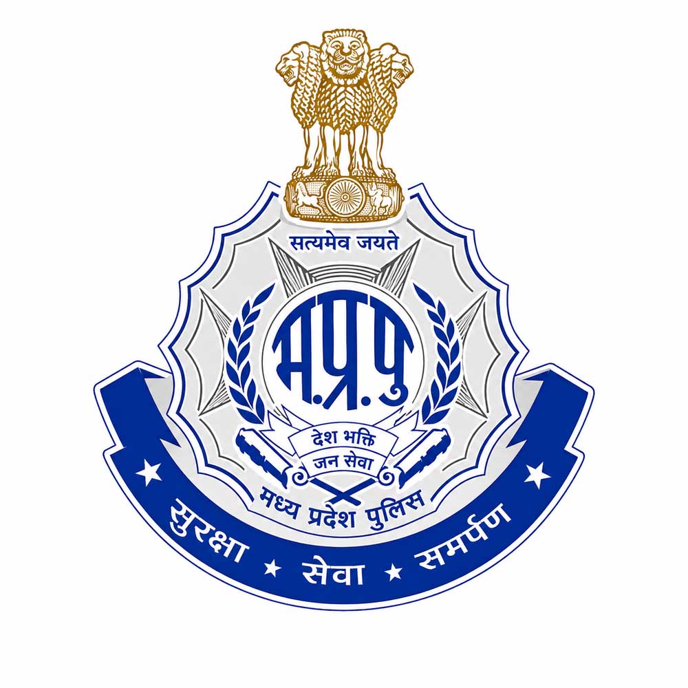 सोने का छत्र, हीरे जड़ा मुकुट, चांदी के सिक्के, आईफोन एवं मोटरसाइकिल सहित लगभग 2 करोड़ 50 लाख रुपए 
