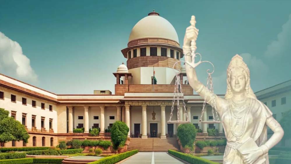 पैदल यात्रियों के अधिकारों पर सुप्रीम कोर्ट सख्त, फुटपाथ को बताया मौलिक सुविधा