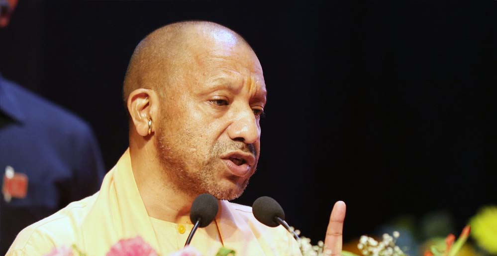 बदायूं, गोरखपुर और लखनऊ महिला पीएसी परिसर में क्रमशः वीरांगना अवंतीबाई, झलकारीबाई तथा उदा देवी की अ