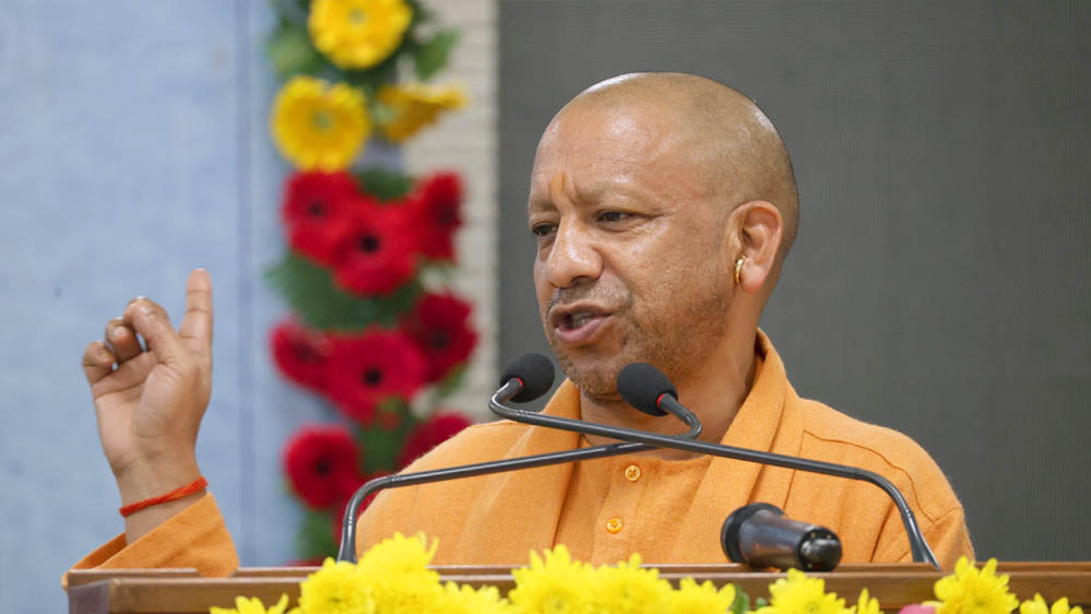 सीएम योगी ने रुद्रपुर व बरहज की 456 करोड़ रुपये से अधिक लागत की 106 विकास परियोजनाओं का किया लोकार्