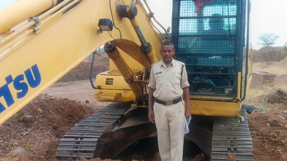 CM विष्णु देव साय के निर्देश पर अवैध खनिज उत्खनन के खिलाफ बड़ी कार्रवाई, प्रशासन सख्त