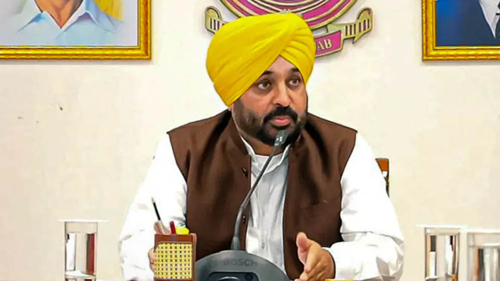पंजाब के मुख्यमंत्री भगवंत मान ने लिया एक सप्ताह का ब्रेक, विपश्यना साधना के लिए पहुंचे बेंगलुरु